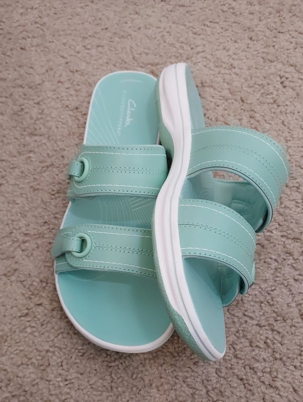 Clarks Cloud Steppers Sandles Size 9M